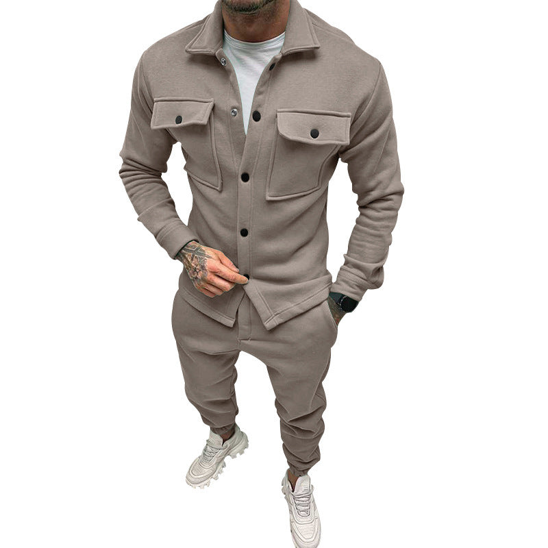 Herren nan moderne Hemdjacke mit aufgesetzten Brusttaschen und konisch zulaufender Jogginghose R&B