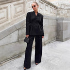 Damen Eleganter Blazer-Hosenanzug mit taillierter Silhouette und klassischen Knopfdetails R&B