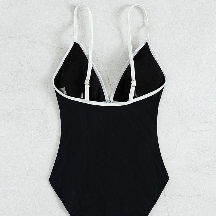 Damen eleganter Badeanzug mit Kontrastnähten R&B