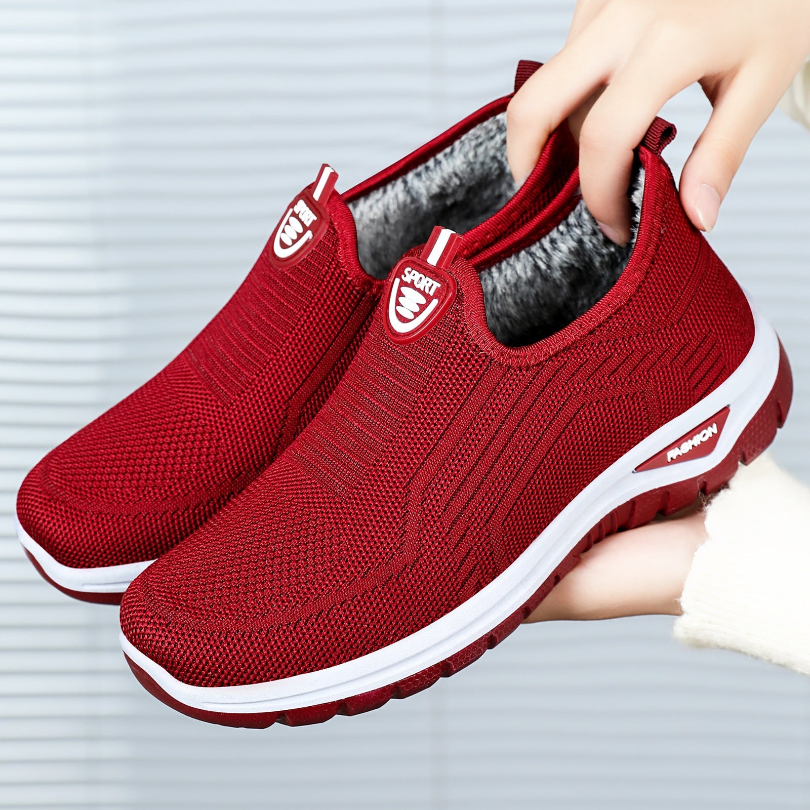 Damen Bequeme Slip-On Freizeitschuhe mit atmungsaktivem Strickdesign R&B