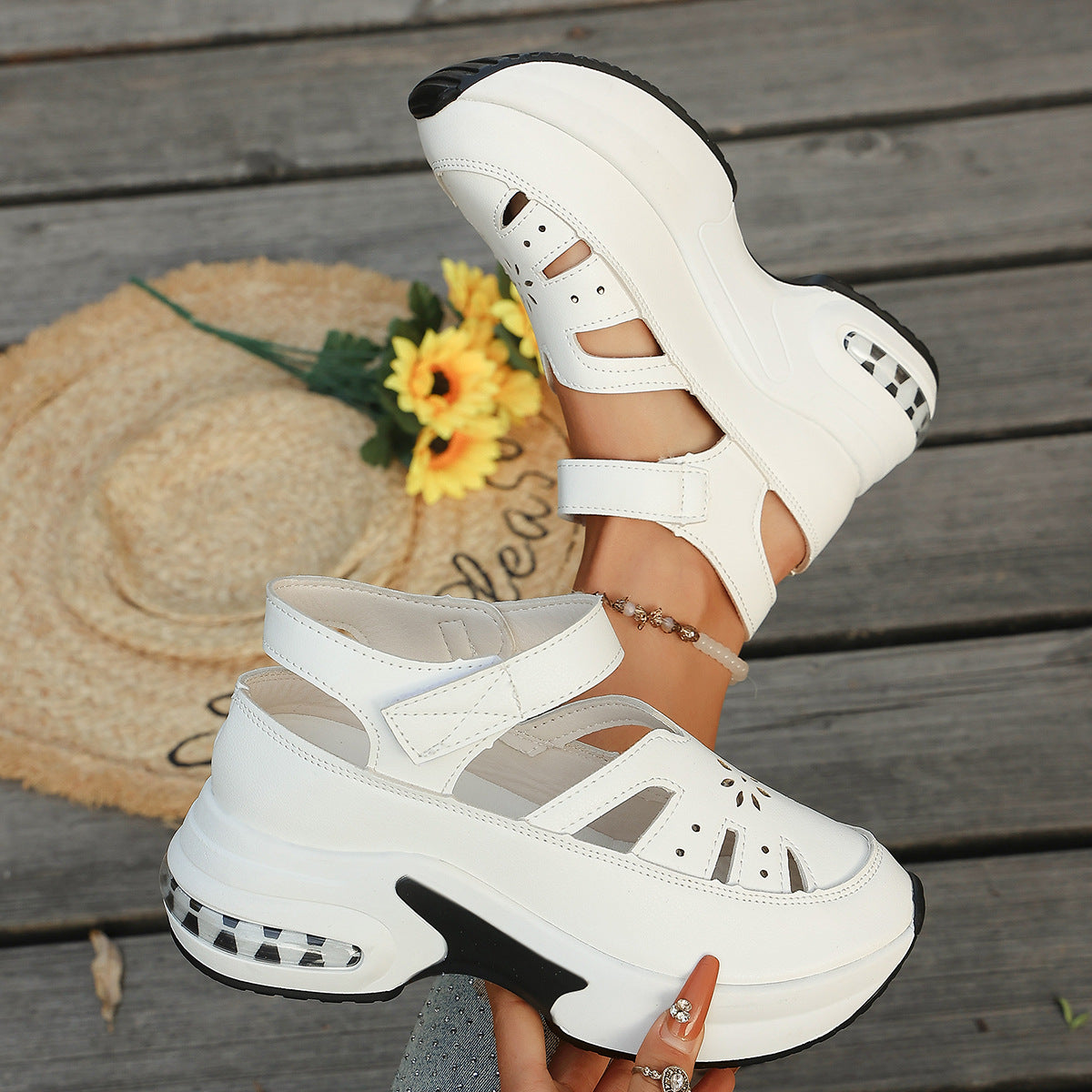 Damen Sportliche Plateau-Sandaletten mit verstellbarem Riemendesign und luftigen Cut-Outs R&B