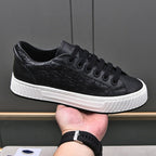 Damen Sneakers mit strukturiertem Obermaterial und rutschfester Laufsohle R&B