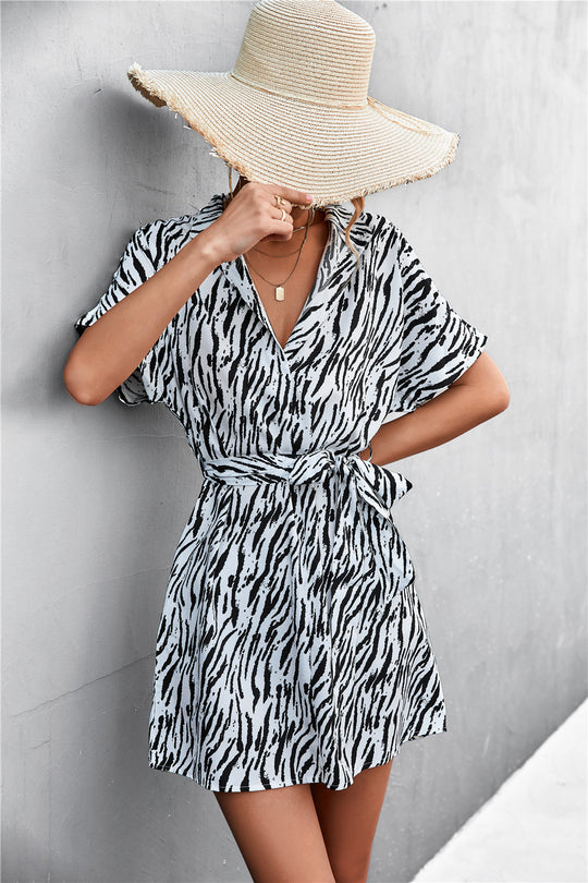 Damen legeres Kurzarmkleid mit trendigem Zebra-Print und Gürtel R&B