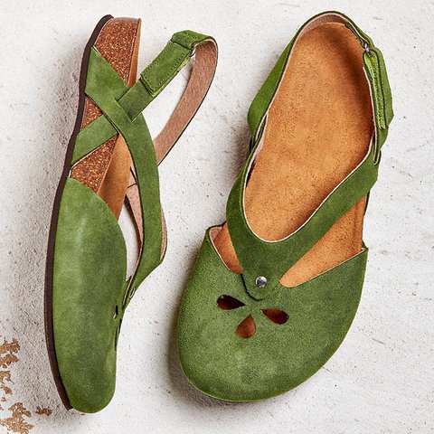 Damen nan geschlossene Slingback-Sandale aus Veloursleder mit ergonomischem Kork-Fußbett und dekorativen Loch-Aussparungen R&B