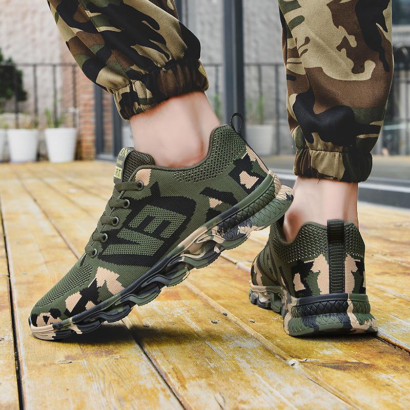 Damen Sportliche Sneakers mit Camouflage-Muster