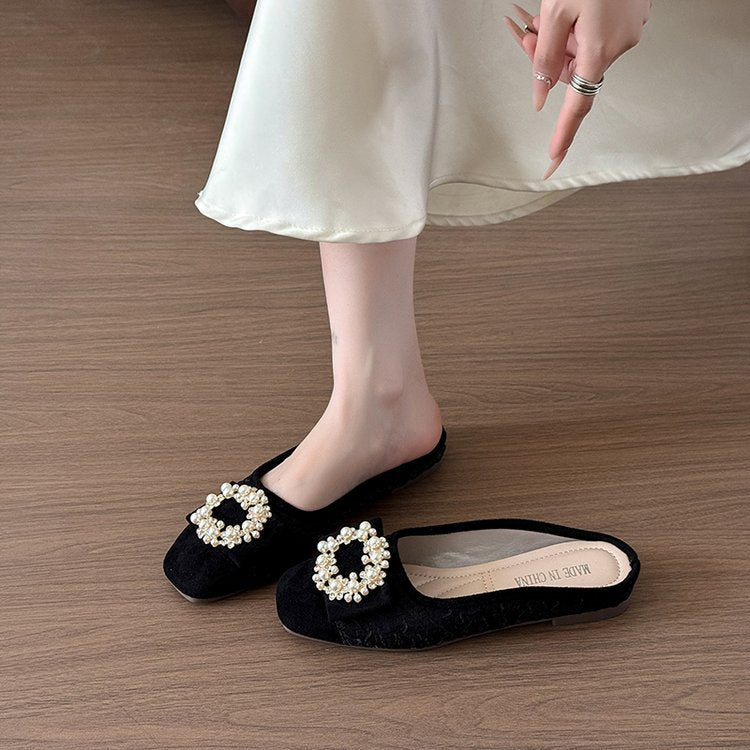 Damen Slipper mit eleganter Perlenschließe R&B