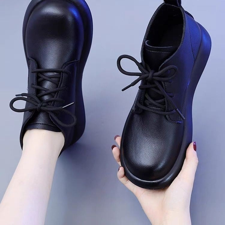 Damen Bequeme Lederboots mit klassischem Design und robuster Sohle