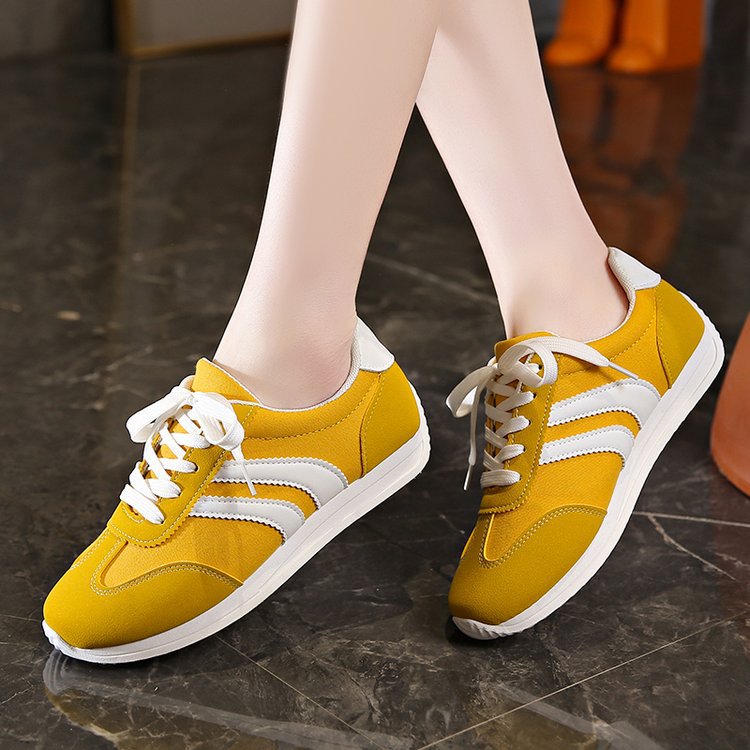 Damen Sportliche Sneakers mit atmungsaktiver Oberflächenstruktur und rutschfester Sohle R&B