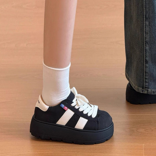 Damen Sportliche Plattform-Sneaker mit strapazierfähigem Obermaterial R&B