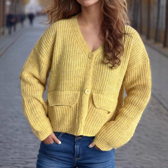 Damen oversized Strickjacke mit Knopfdetails und praktischen Taschen R&B