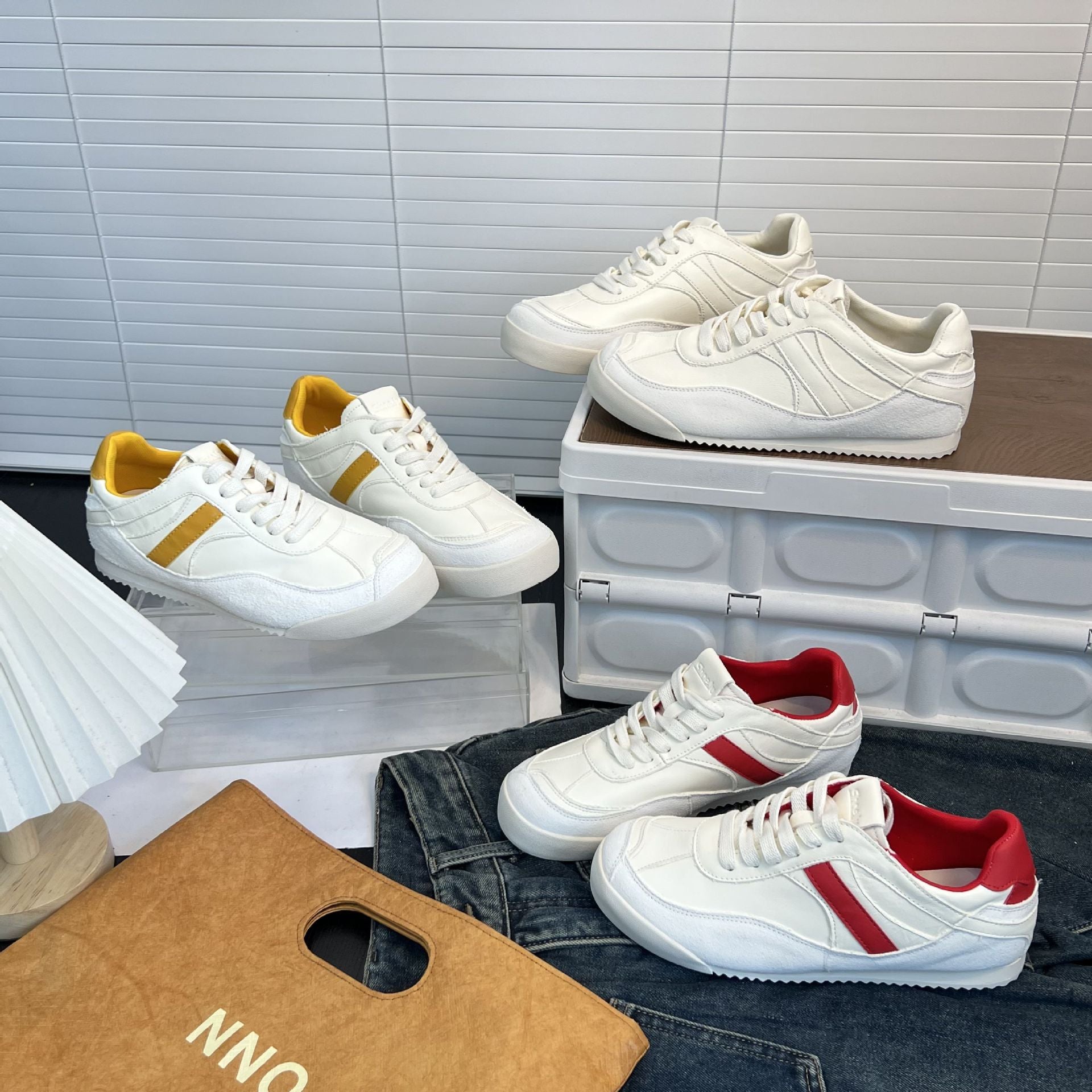 Damen Sportliche Sneakers mit anpassbarem Schnürsystem und atmungsaktivem Obermaterial R&B