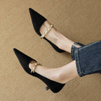 Damen elegante spitze Ballerinas mit modischer Kettenapplikation