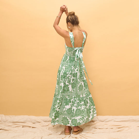 Damen Maxi-Kleid mit voluminösem Saum und angesagtem Blumenprint R&B