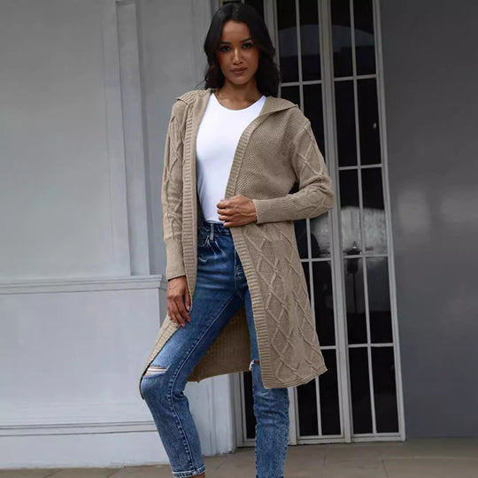 Damen Strickjacke mit Kapuze und stilvollem Zopfdesign R&B