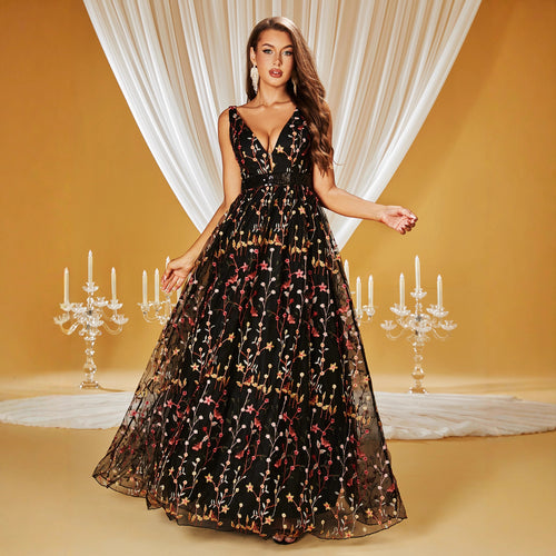Damen Maxikleid mit floralem Stickdesign und tiefem V-Ausschnitt R&B