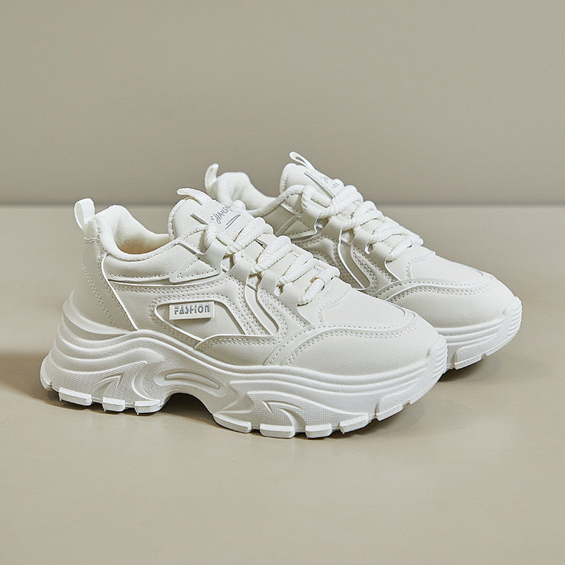 Damen Sportliche Sneakers mit dämpfender Sohle und trendigem Design R&B