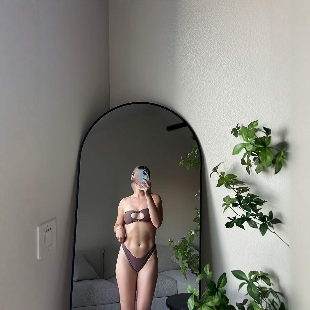 Damen Bandeau-Bikini mit hohem Beinausschnitt und dezenter Raffung R&B