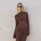 Damen Elegantes Maxikleid mit langärmligem, figurformendem Design und dezentem Rüschendetail EB