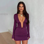 Damen Minikleid mit tiefem V-Ausschnitt und figurbetonter Raffung R&B