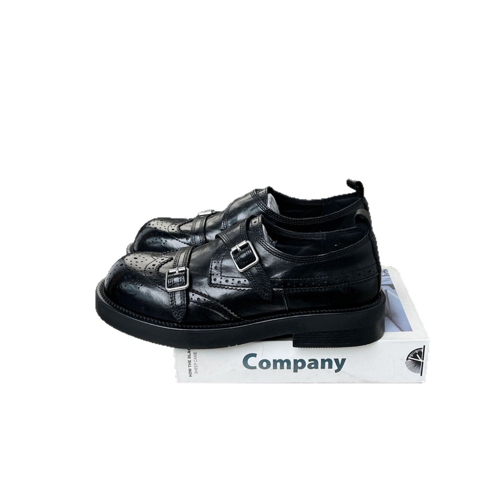 Damen elegante Doppel-Schnallen-Mokassins mit klassischem Broguemuster R&B