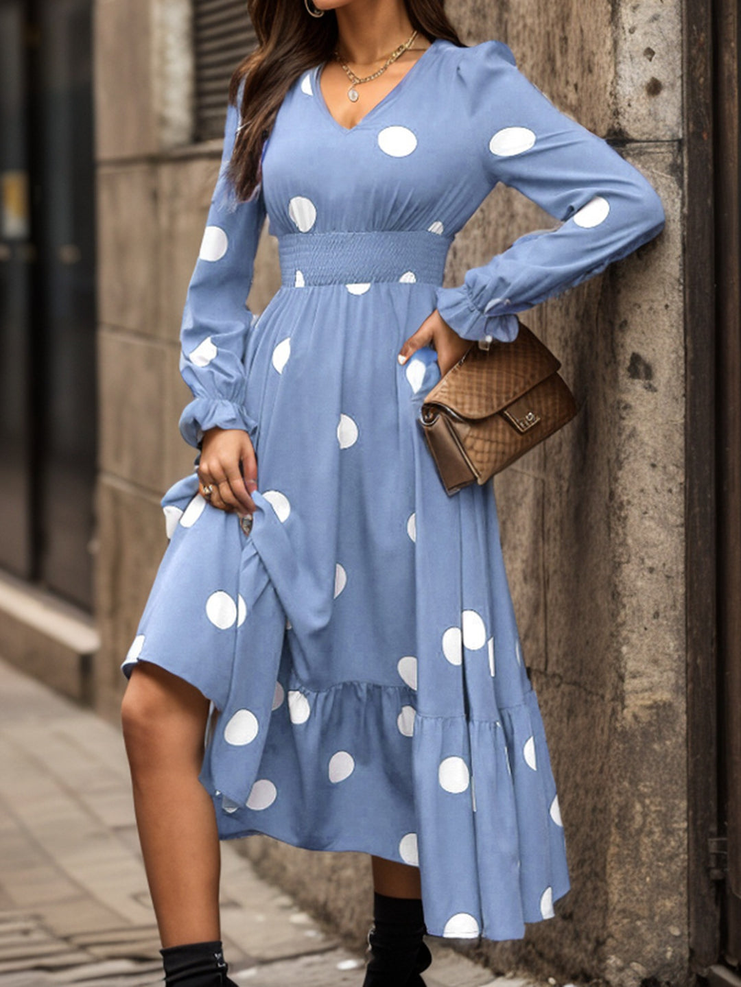 Damen Elegantes Maxi-Kleid mit modischem Punkte-Design und Taillenbetonung R&B