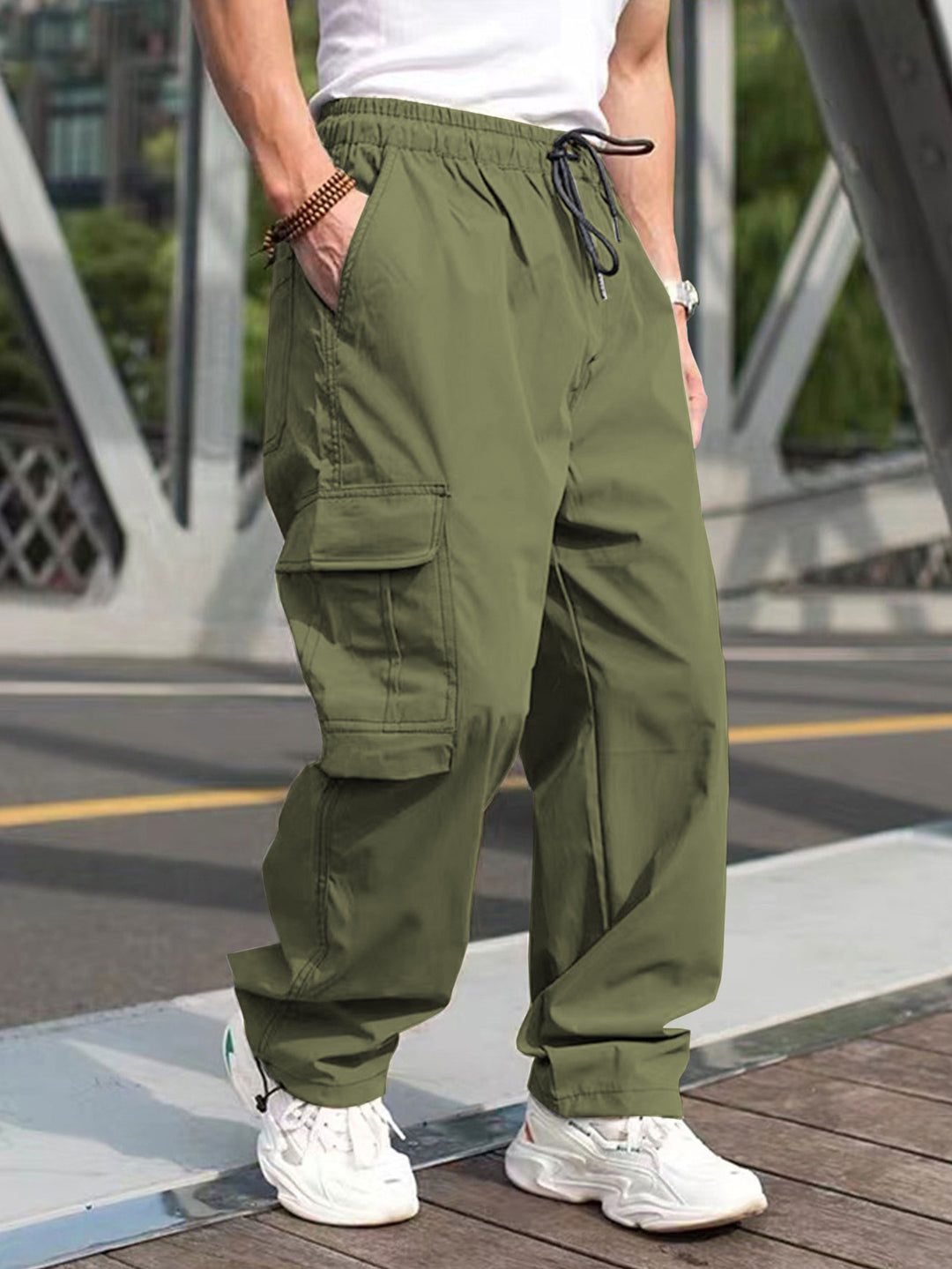Herren moderne Cargohose mit elastischem Bund und multifunktionalen Taschen R&B