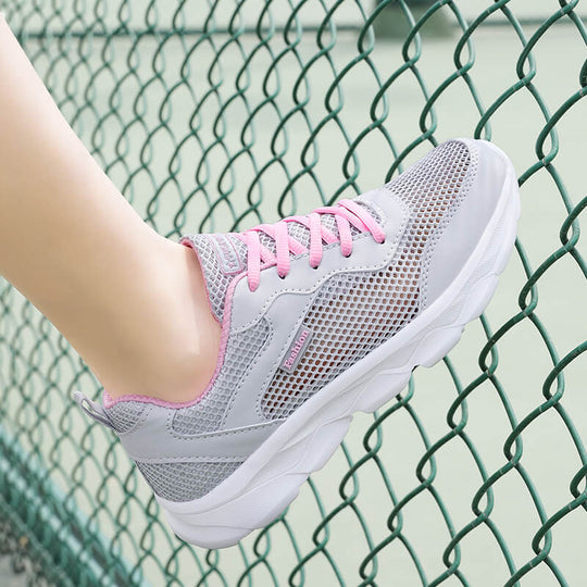 Damen Sportliche Sneakers mit atmungsaktivem Mesh-Obermaterial und flexiblem Fußbett R&B