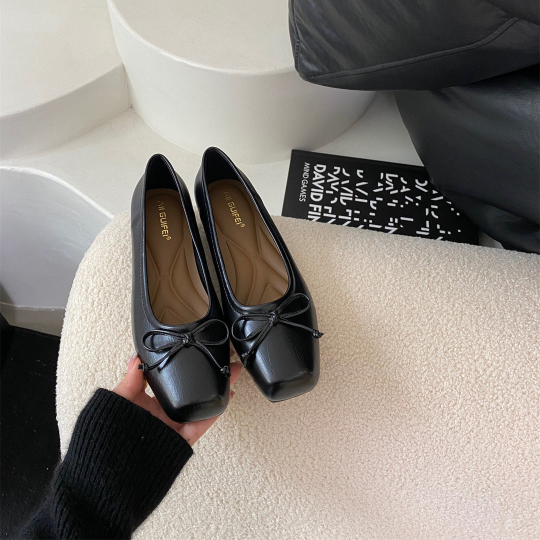 Damen klassisch geschnittene Ballerinas mit zierlichem Schleifenakzent und komfortabler Fußbettung R&B
