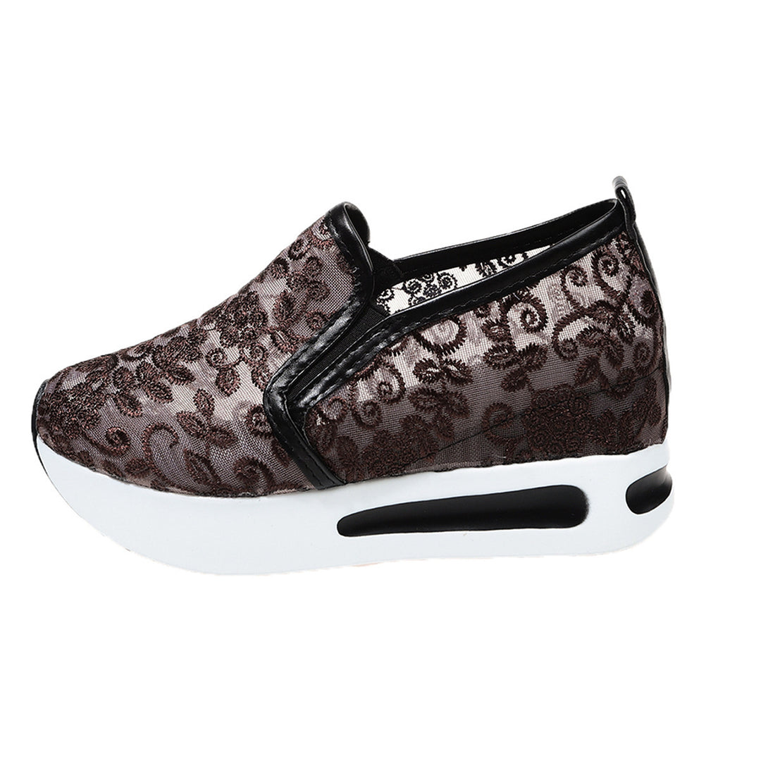 Damen Slip-On Sneakers mit romantischem Spitzen-Obermaterial R&B