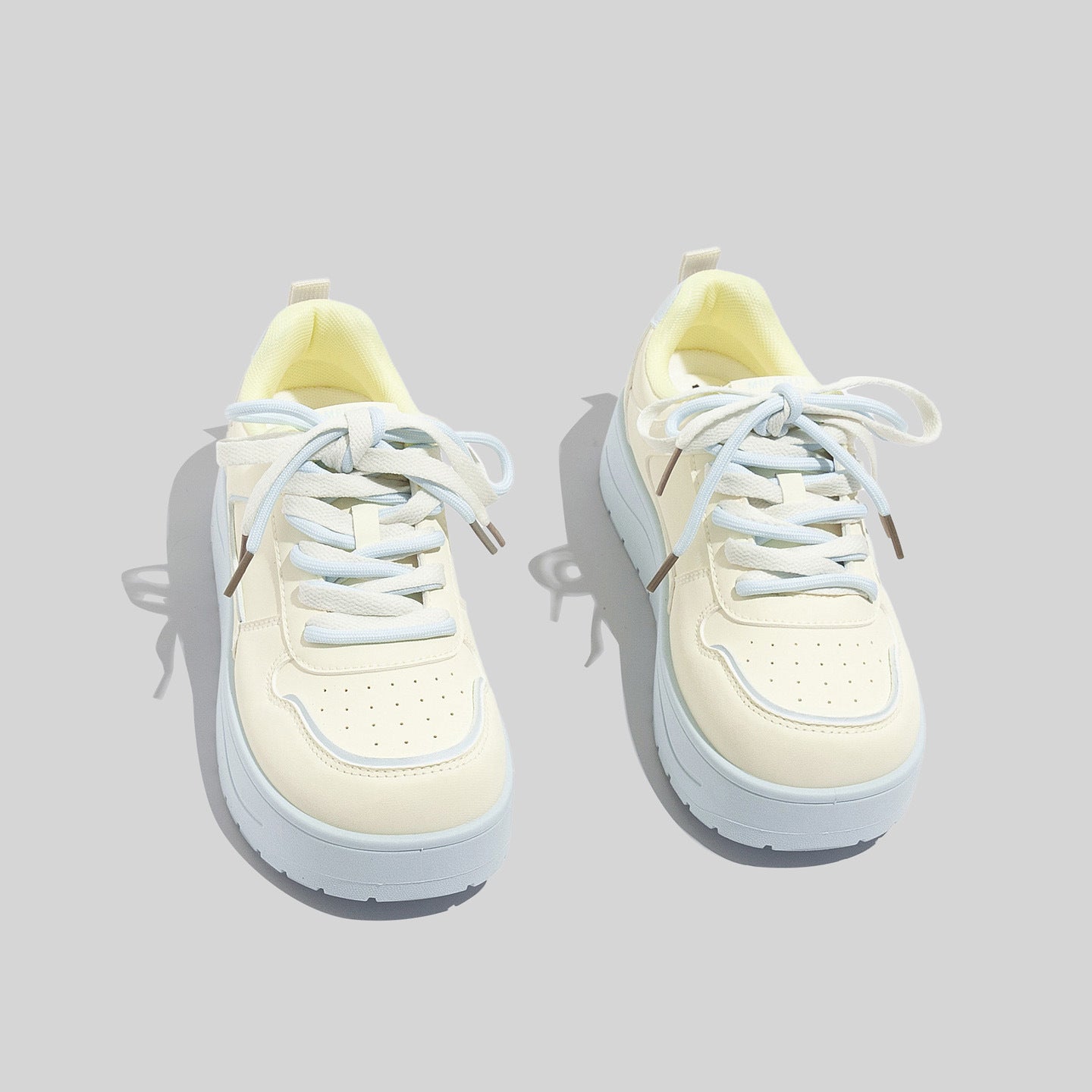 Damen Plattform Sneakers mit atmungsaktiver Oberfläche und gepolsterter Dämpfung