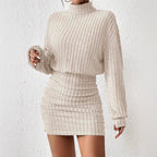 Damen Hochgeschlossener Strickpullover und Rock R&B