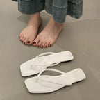 Damen Zehentrenner mit modernem Design und flacher Sohle R&B