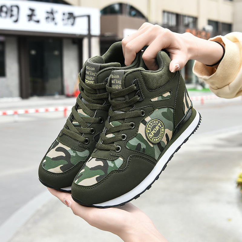 Damen Sportliche High-Top Sneakers im Camouflage-Design