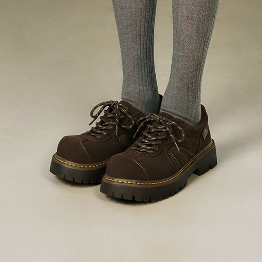Damen Sportliche Sneaker mit dämpfender Laufsohle und hochwertigem Wildlederoberteil Heidi Mode