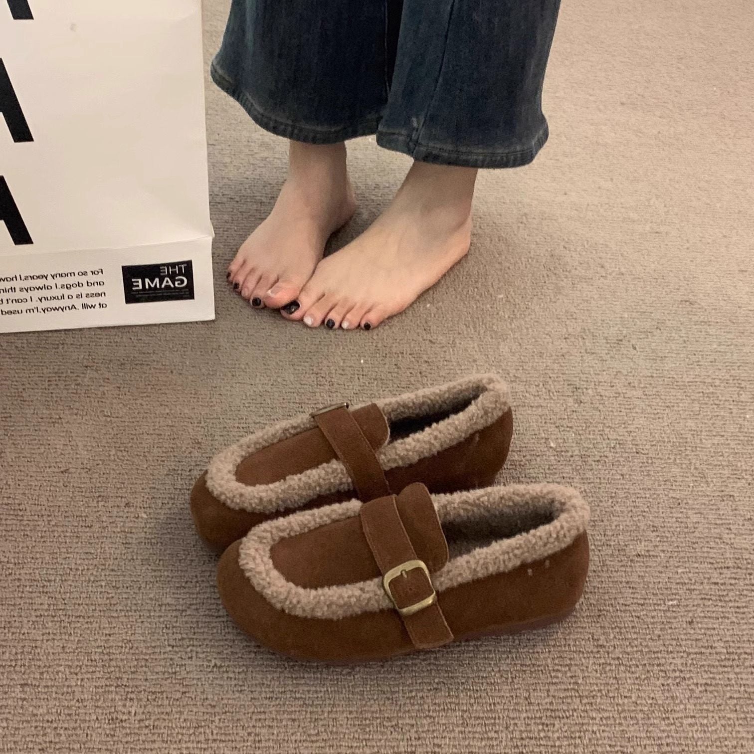 Damen Hauschuhe mit komfortablem Kunstfellrand R&B