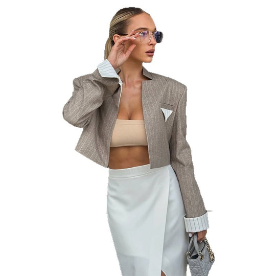 Damen modische Cropped-Blazer mit strukturierten Details R&B
