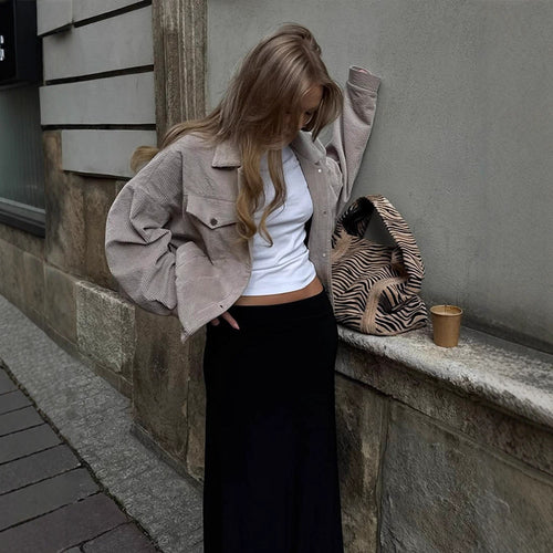 Damen Oversized Cordjacke mit praktischen Taschen und dezentem Streifenmuster R&B