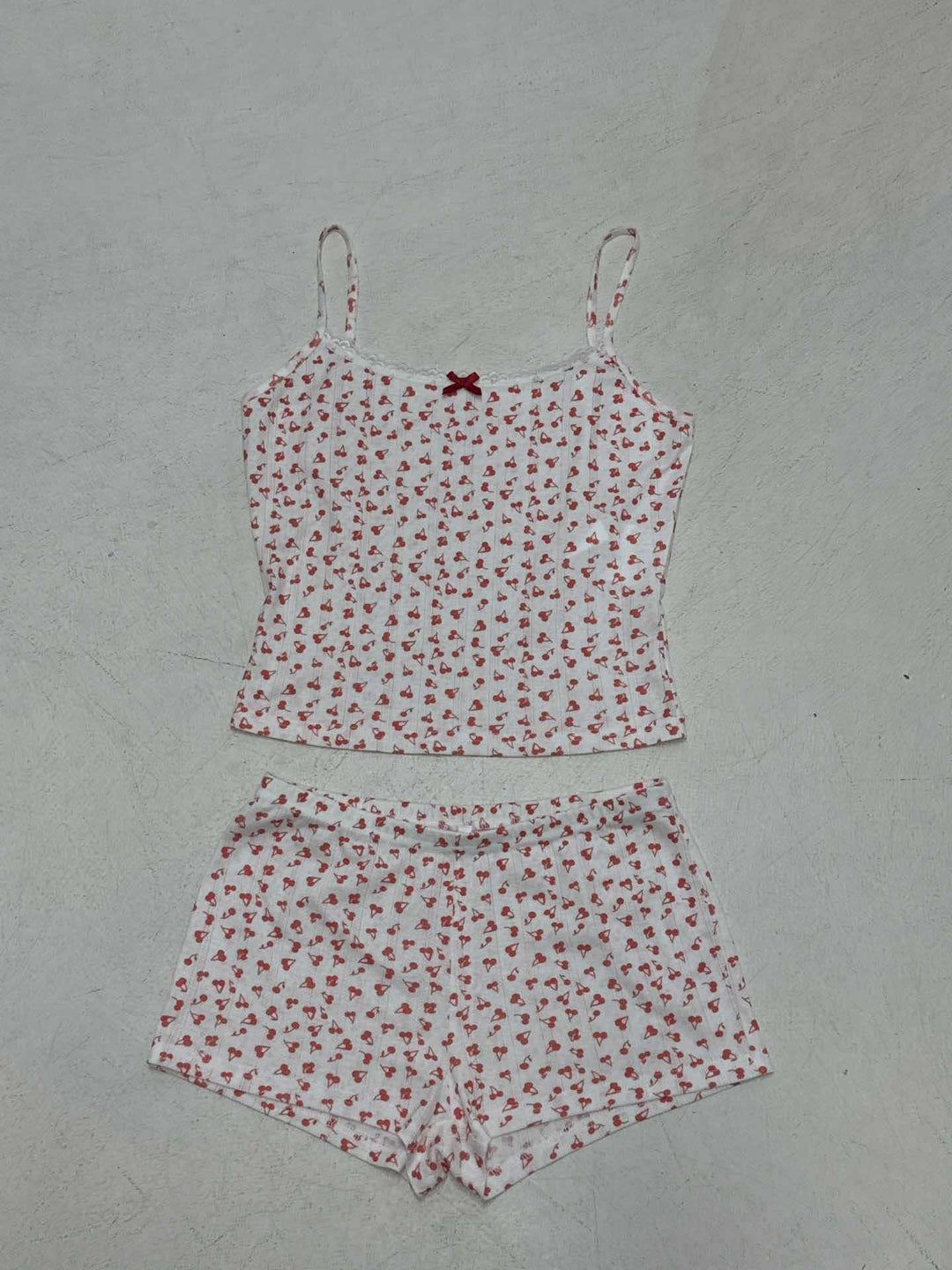 Damen Schlafanzug-Set aus atmungsaktivem Baumwollstoff mit zarten Herzmotiven R&B