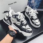 Damen Sportliche Trend Sneakers mit außergewöhnlichem Design R&B
