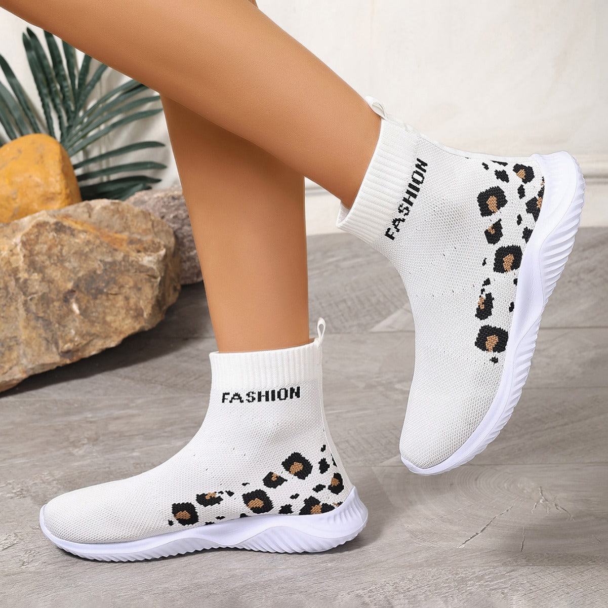 Damen modische Sockensneaker mit animalischem Muster und elastischem Obermaterial R&B