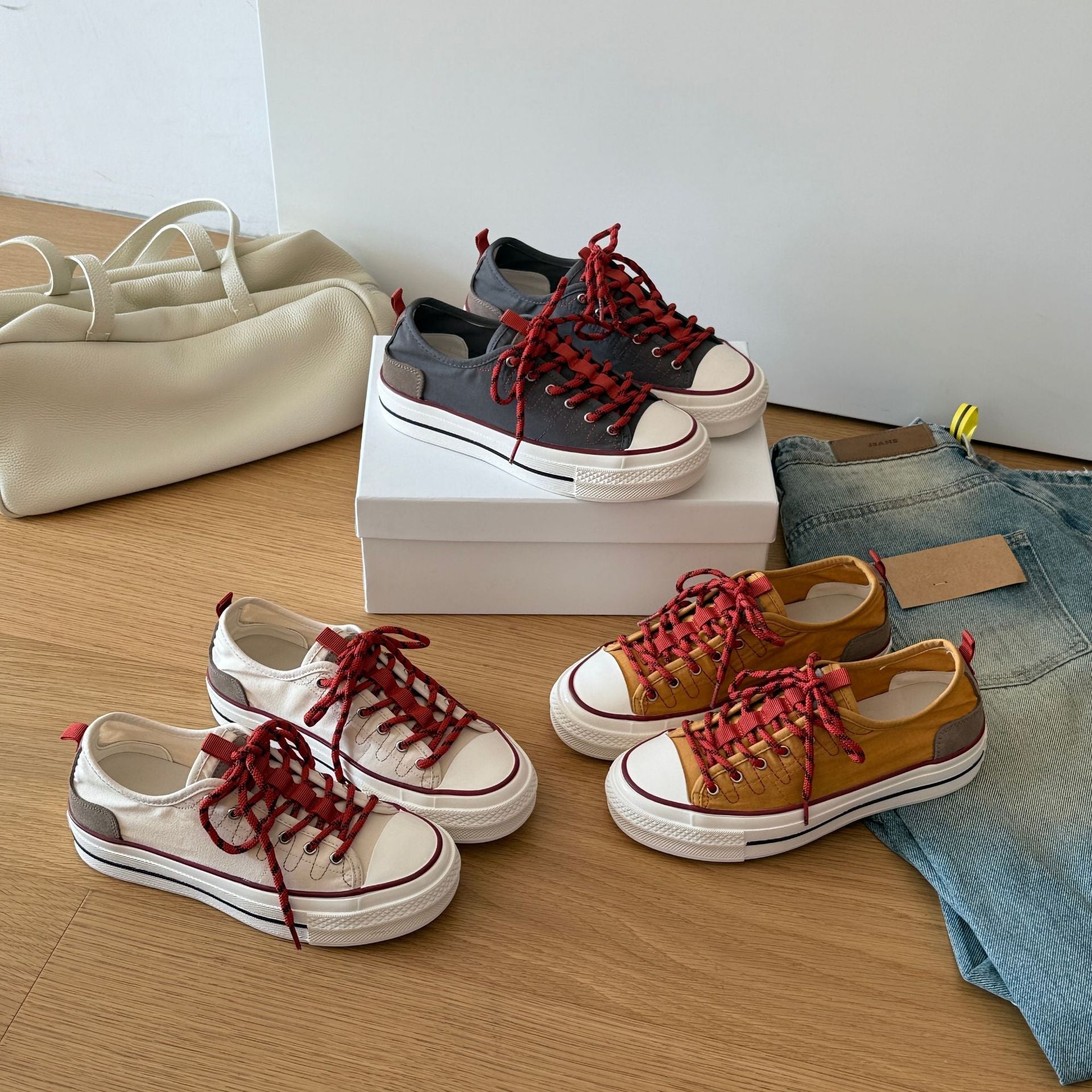 Damen Modische Sneaker mit atmungsaktiver Canvas-Oberfläche und robustem Sohlenprofil