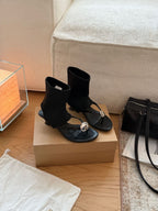 Damen Modische Knöchel-Sandalen mit elastischem Obermaterial und dekorativer Metallschnalle