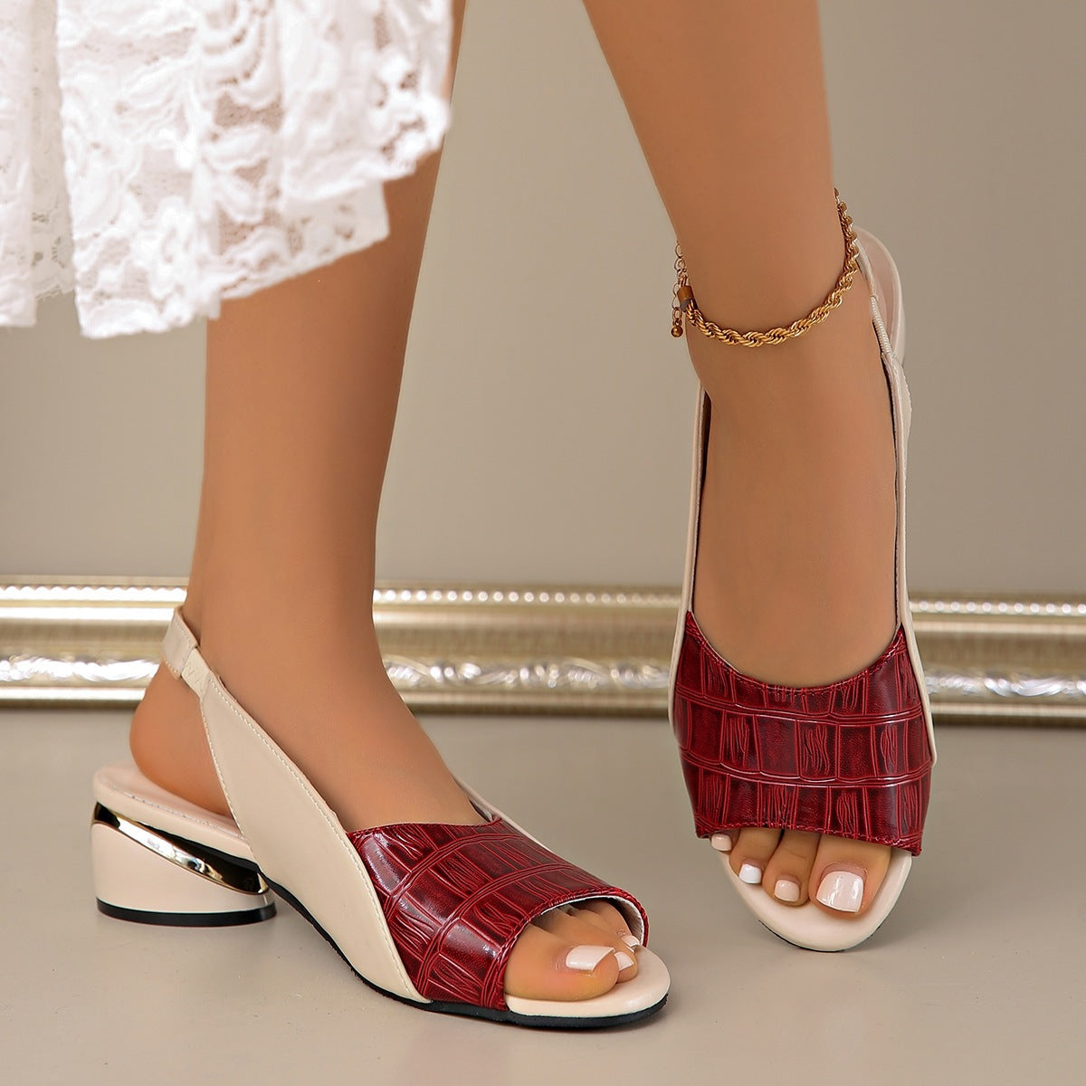 Damen Offene Clogs mit modischer Krokodil-Prägung R&B