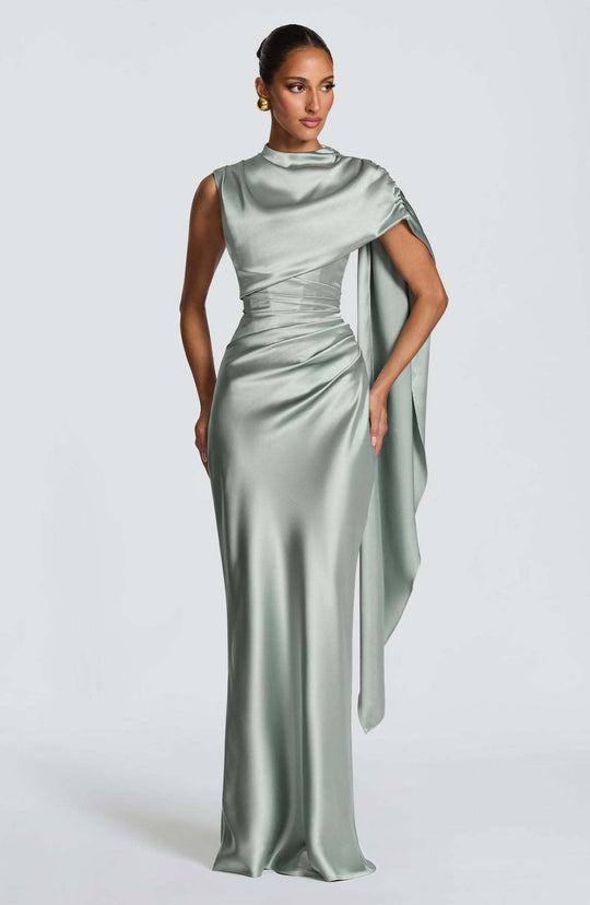 Damen Elegantes Maxikleid mit asymmetrischem Oberteil und fließendem Satin R&B