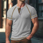 Herren Kurzarm-Henley-Shirt aus atmungsaktivem Strukturmaterial mit dekorativer Knopfleiste R&B