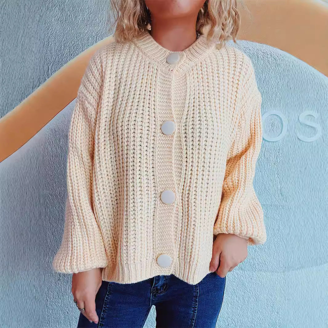 Damen Grobstrickjacke mit ballonförmigen Ärmeln und dekorativen Knöpfen R&B
