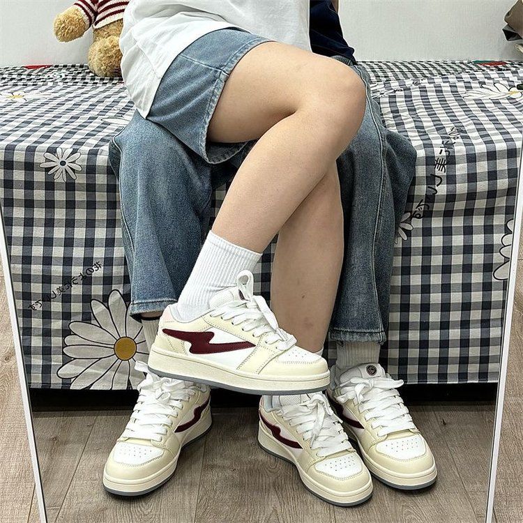 Damen Sneaker im sportlichen Design mit hochwertiger Dämpfung