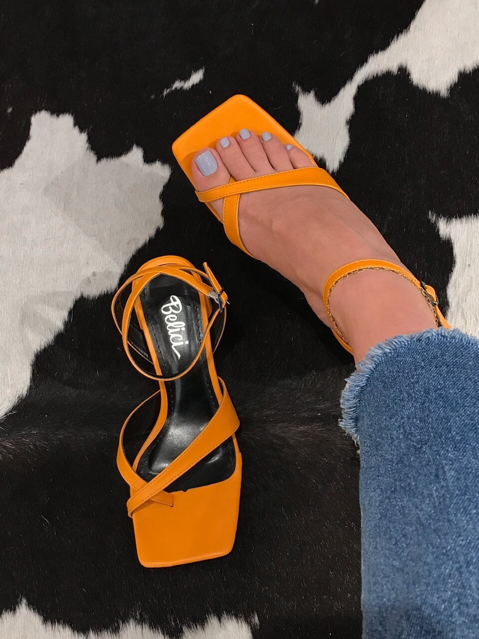 Damen Wedge-Sandalen mit elegantem Riemendesign und quadratischem Absatz R&B