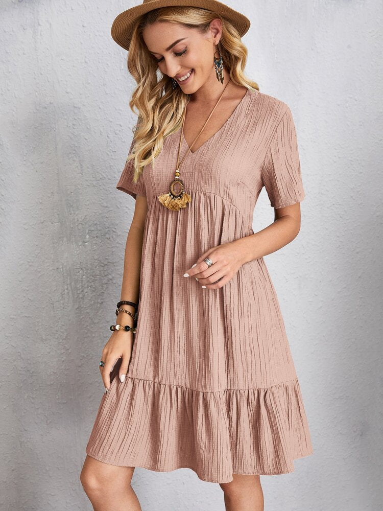 Damen lässiges V-Ausschnitt Kleid mit Schößchen und Rüschendetails R&B