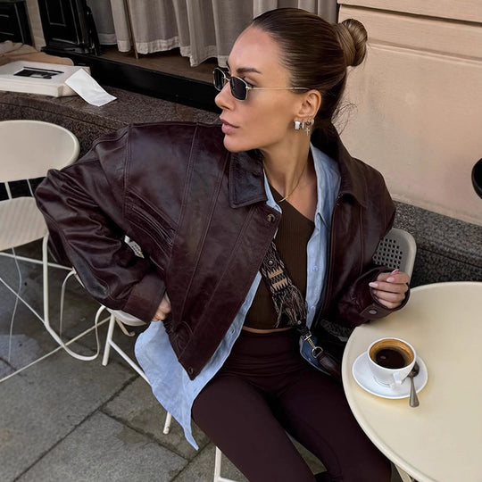 Damen lässige Kunstlederjacke mit oversized Schnitt und praktischen Taschen R&B